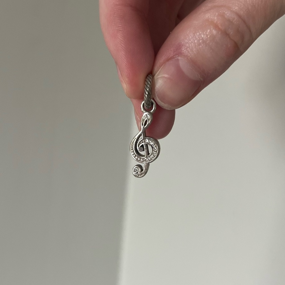 Silver Treble Clef Pendant